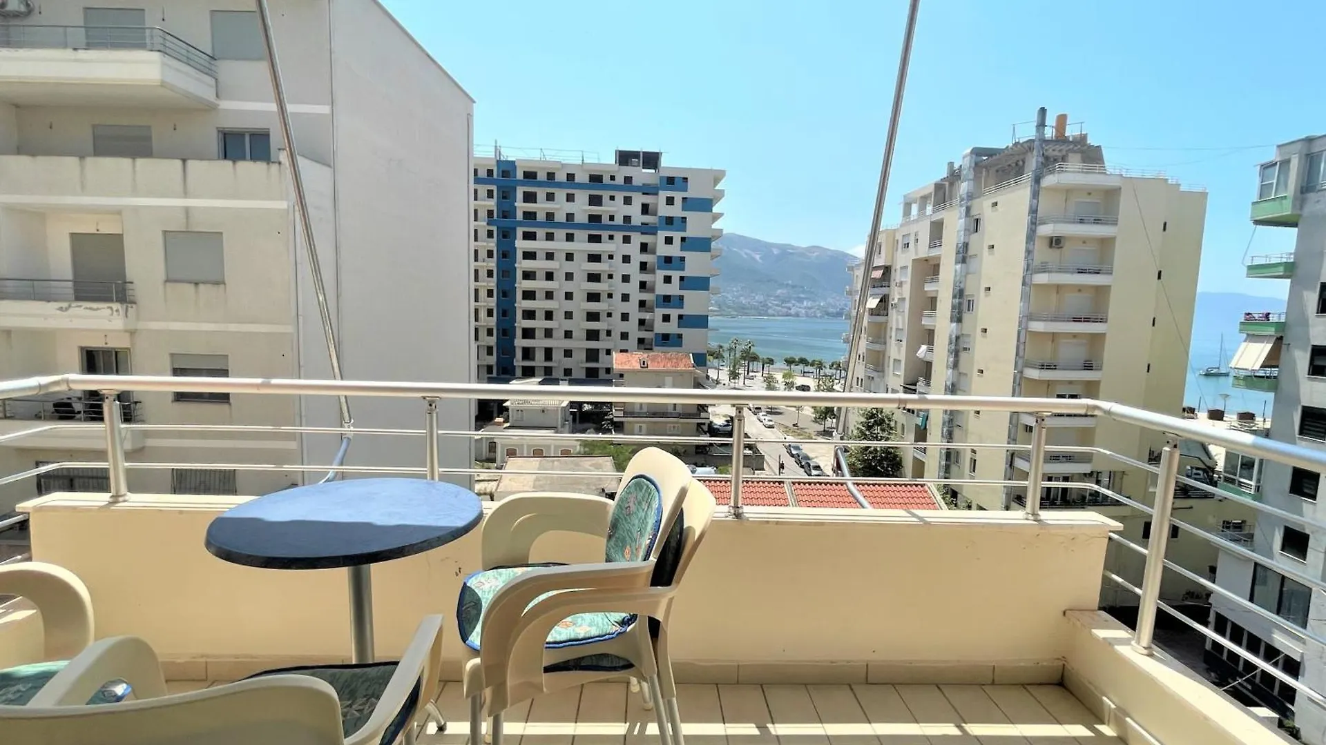 Seafront Serenity Vlorë Appartement